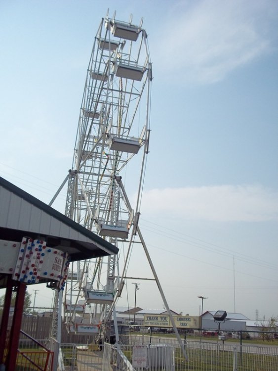2102393822_Rt66CarouselPark014.thumb.JPG.3f85d28bc52b9b7c3261bb2d941c1b02.JPG