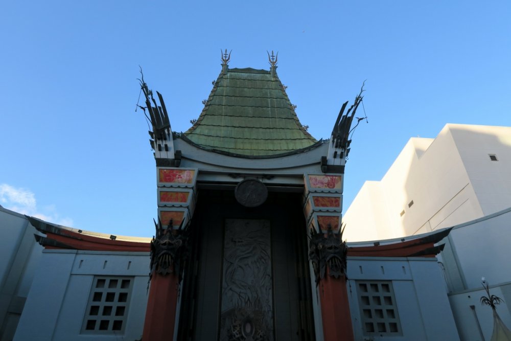 2103054970_ChineseTheatre.thumb.JPG.4f6e1fd501b69e1dd51ca01866b7b3db.JPG