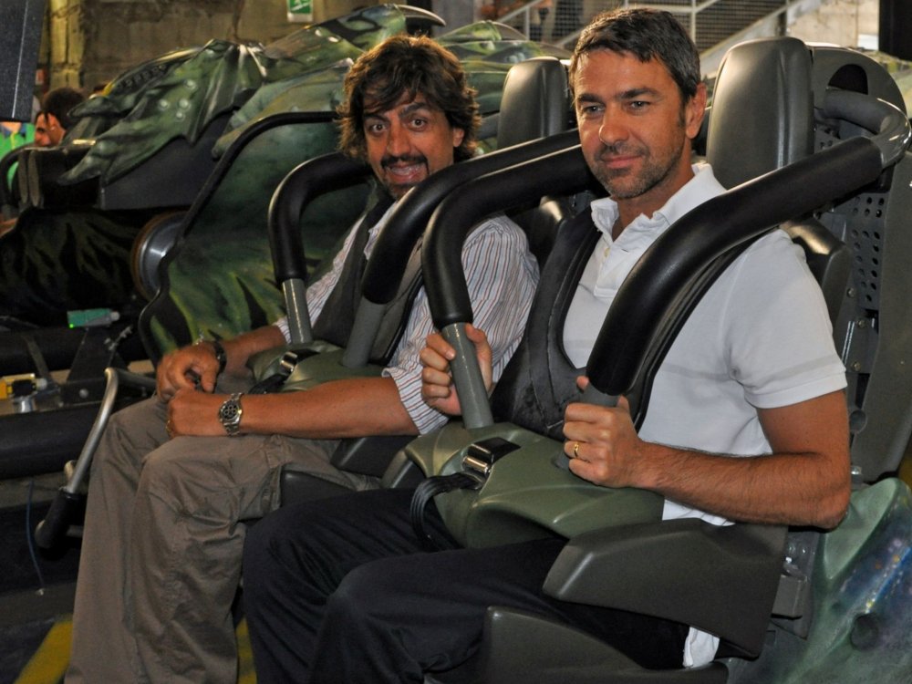 2117696746_Billy-Costacurta-e-valerio-Staffelli-su-Raptor-a-Gardaland1.thumb.jpg.07302b1801c01ea24fd3f0791729f3e5.jpg