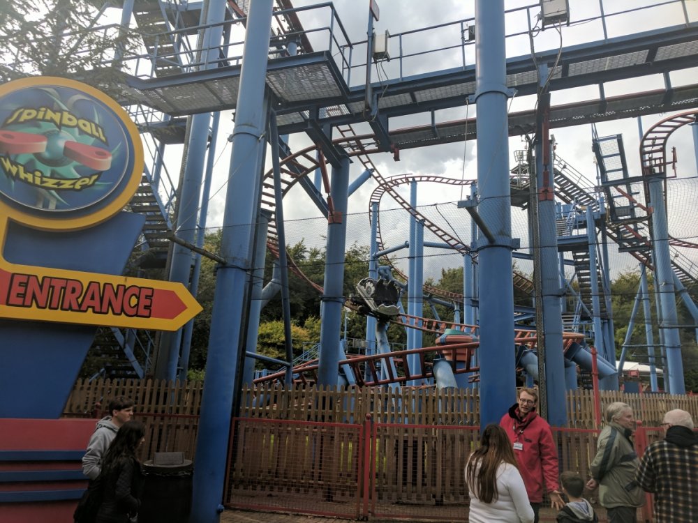 215269542_SpinballWhizzerEntrance.thumb.jpg.96fa09b694cffc017d717264f4790cb2.jpg