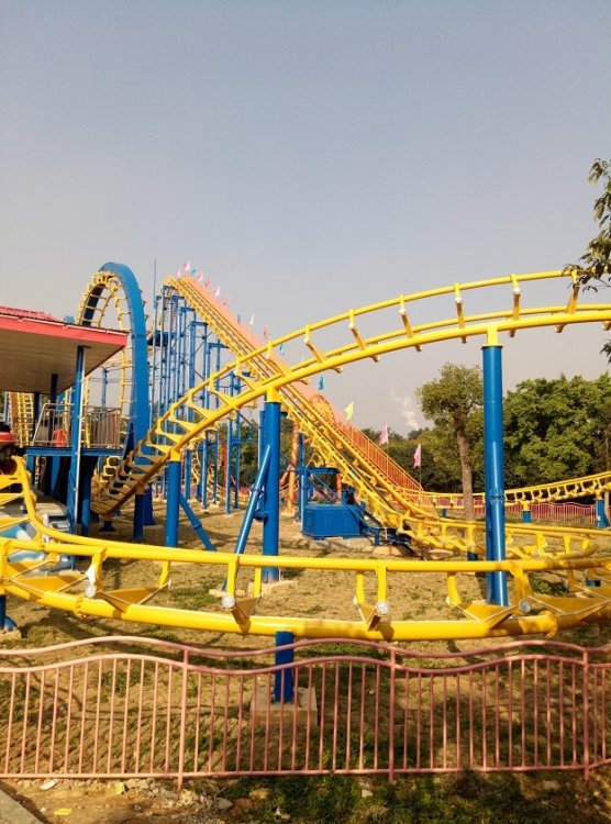 241688750_QueshanParkCoaster1.thumb.jpg.c8d3d2dd862b347937861a360d3285f8.jpg