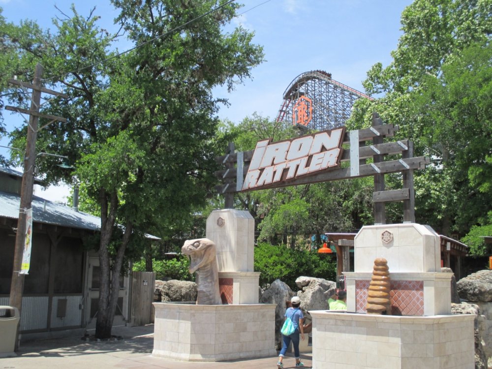 27269546_IronRattlerEntrance.thumb.jpg.4d923bae33d0439f528ecddab956afb5.jpg