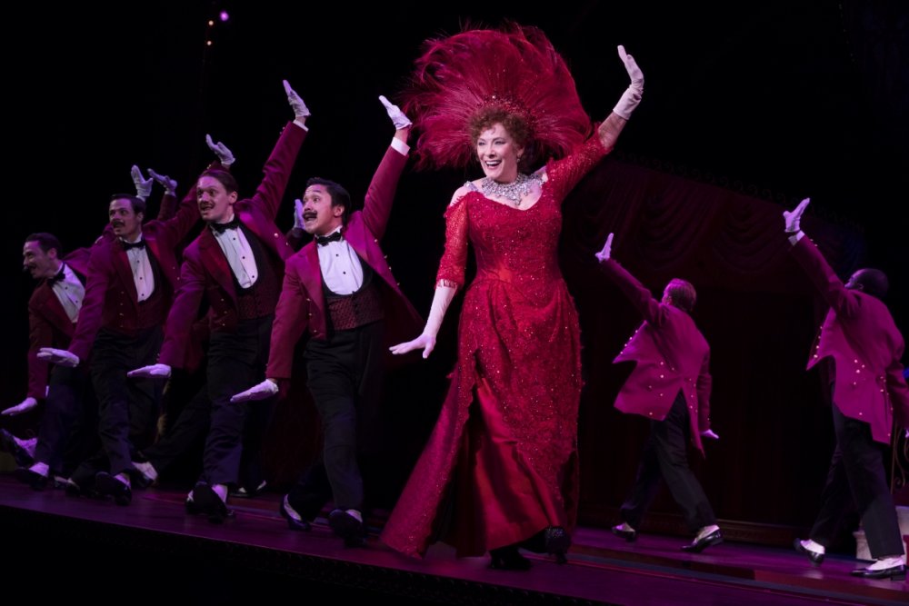 298603190_BettyBuckleyinHelloDolly!NationalTour-PhotobyJulietaCervantes.thumb.jpg.ad2989e334435ebc40764630c984cacb.jpg