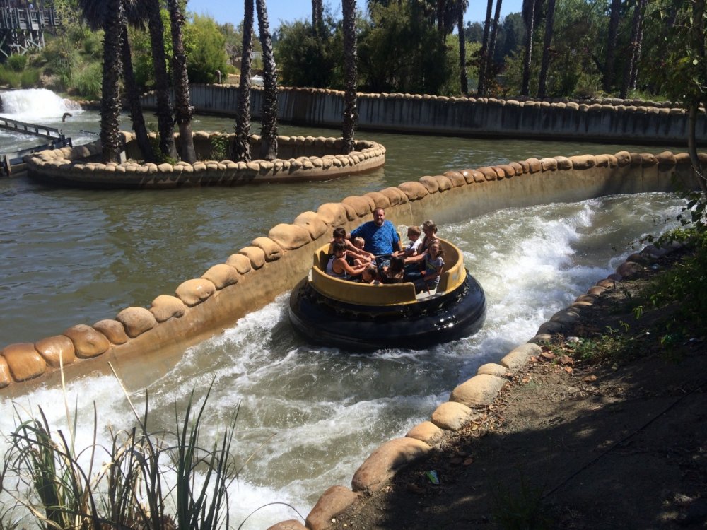 304634842_WhiteWaterSafari.thumb.JPG.8ac8aa45a2504a064769b1c411f2b6f7.JPG