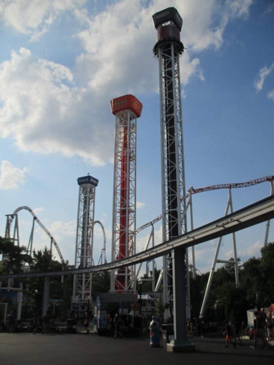 371612542_HersheysTripleTowerComparison.thumb.JPG.3d15a49612467426cb8fbecaf33820a2.JPG