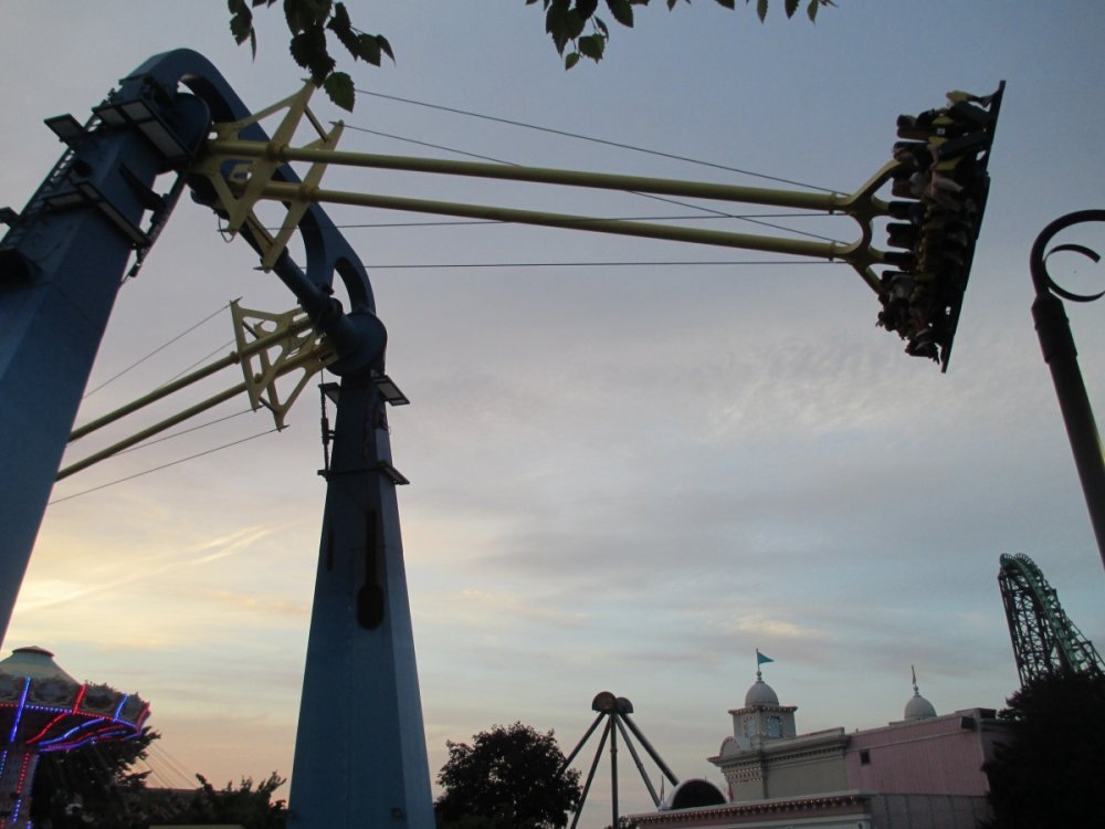 43739599_SwingShotFullSwing(Sunset).thumb.JPG.098db4fe4720ac80f1ed817929f8dc63.JPG