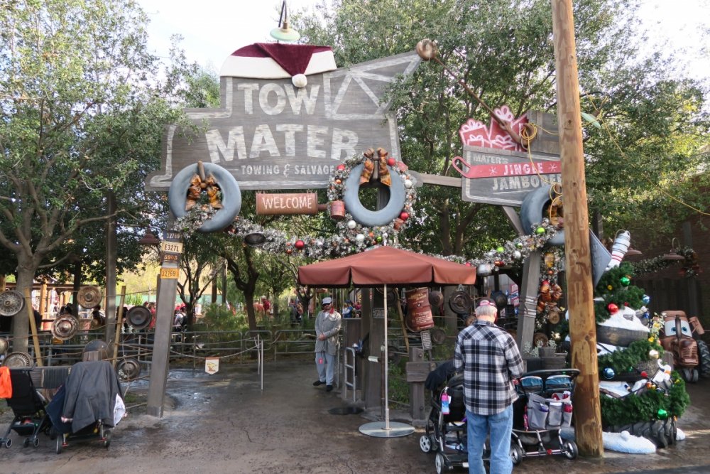 450010180_MatersJingleJamboreeSign.thumb.JPG.10ca3ceea81c2aec3ad9d2625cfc02b4.JPG