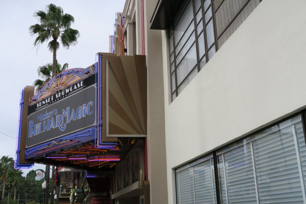 474026833_MickeysPhilharMagicEntrance.thumb.JPG.4cc5fd7d3d78817af2327536b77755e4.JPG
