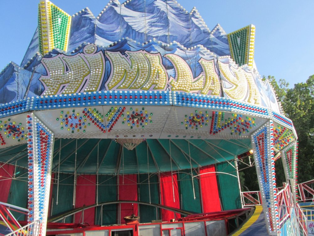 49940316_coastermaniaandcarnival2015253.thumb.JPG.b56d0f2a49782a26e0fcae3923340d62.JPG