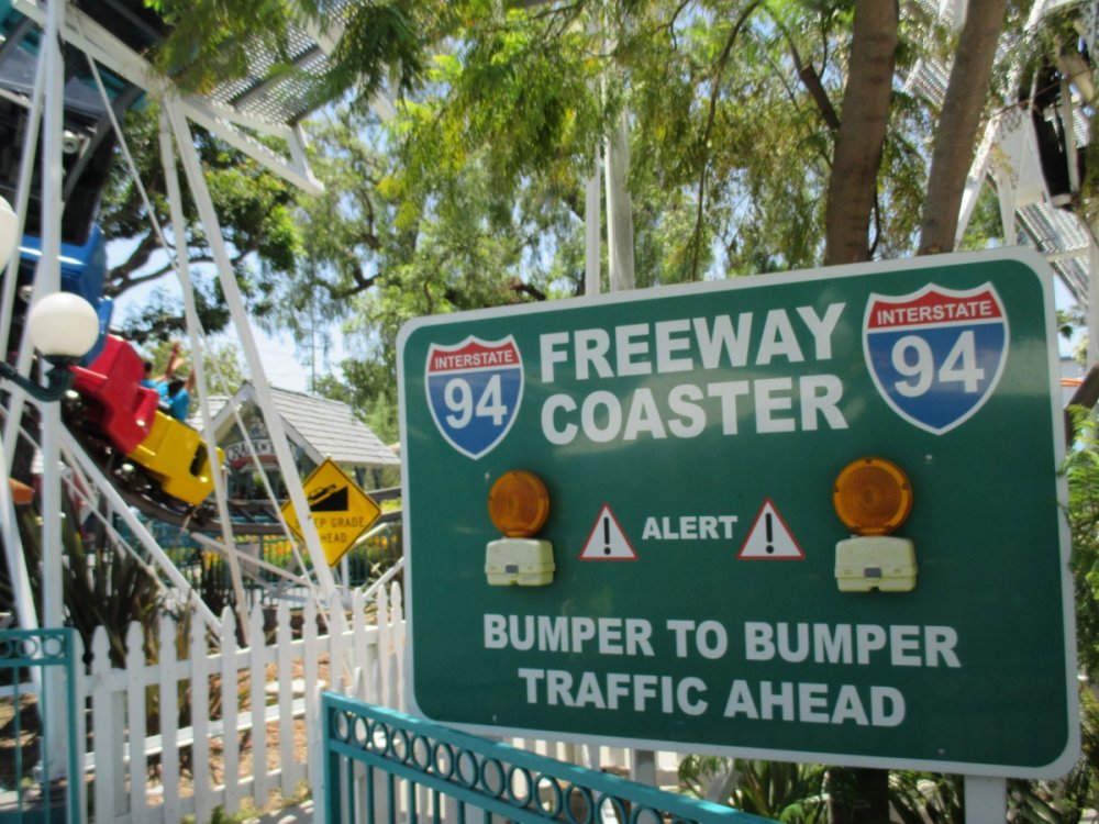542395056_FreewayCoasterSign.thumb.jpg.dd0318b3564a29acc5e582f52d5c0872.jpg