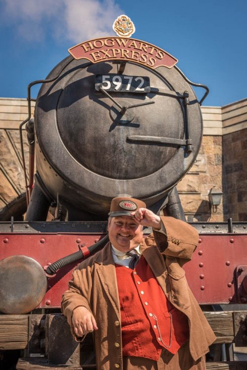 570298435_Orlando2016-146-HogwartsExpress.thumb.jpg.bb8bd48a6a14faf2e822c48cf5e52f78.jpg