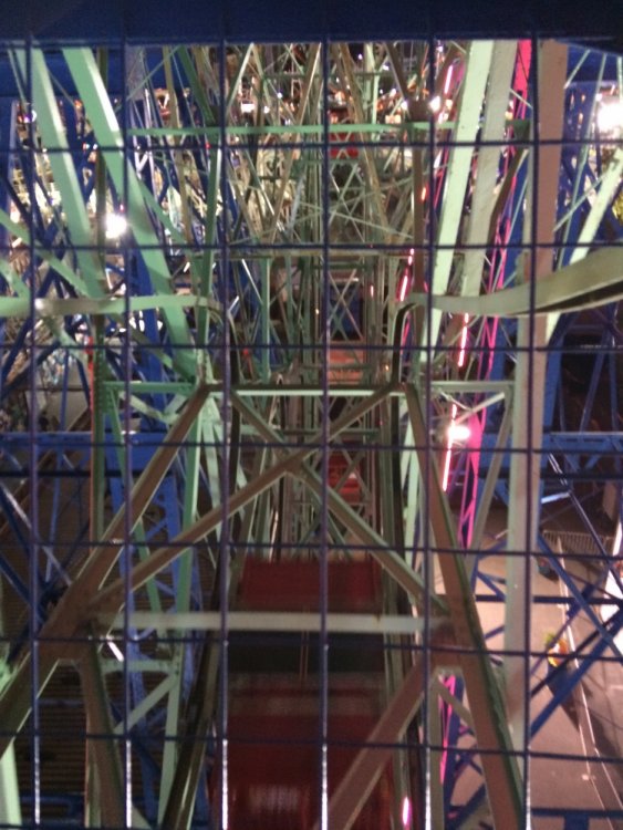 575967596_WonderWheelStructure.thumb.JPG.80ca156070d9586b7efbc14178bcc243.JPG
