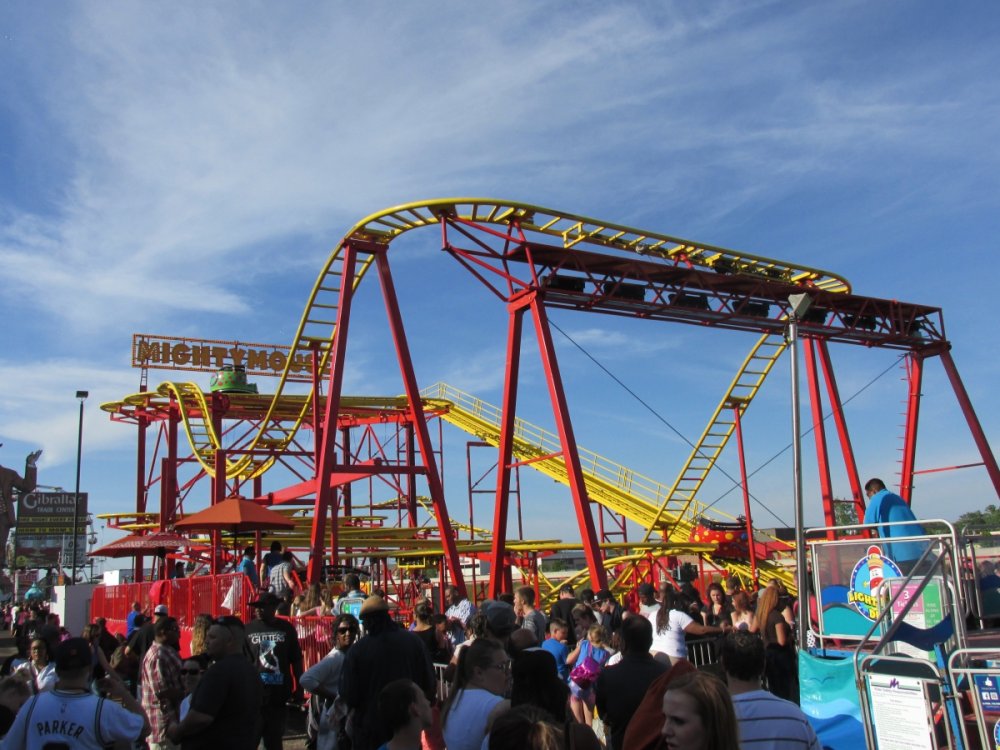 596496053_coastermaniaandcarnival2015241.thumb.JPG.a6baa79b6cbe348f47126cecaff351bd.JPG