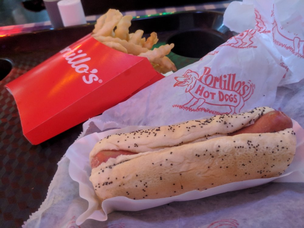 608720398_PortillosHotDog.thumb.jpg.56442f68233c1ec890fd2c9fa170d97b.jpg