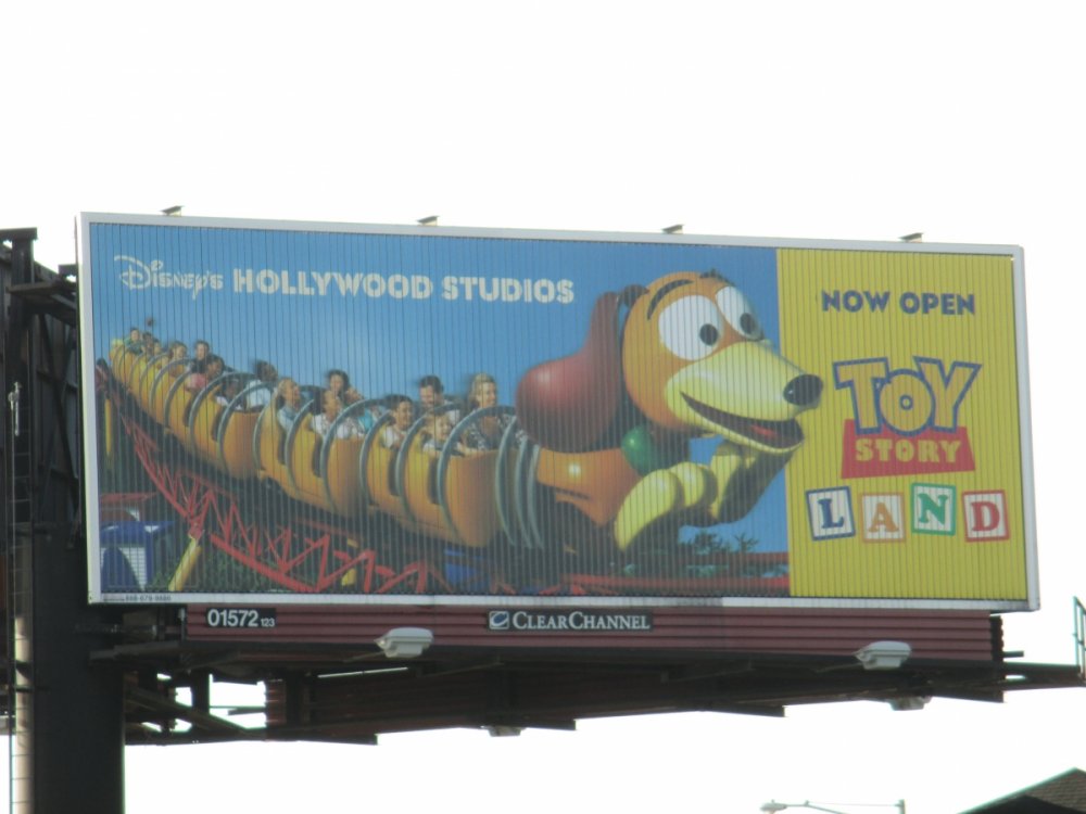 659809621_ToyStoryLandBillboard.thumb.jpg.ba37c64b46c6ea226298043d72230743.jpg