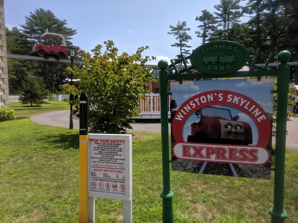 664275432_WinstonsSkylineExpressSign.thumb.jpg.234479209872876382de9bf58452edba.jpg