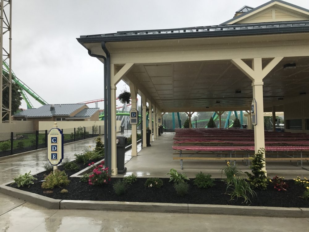 684128333_Pavillion2.thumb.JPG.3961639a496fc79f52fd1ba4640e0bd9.JPG