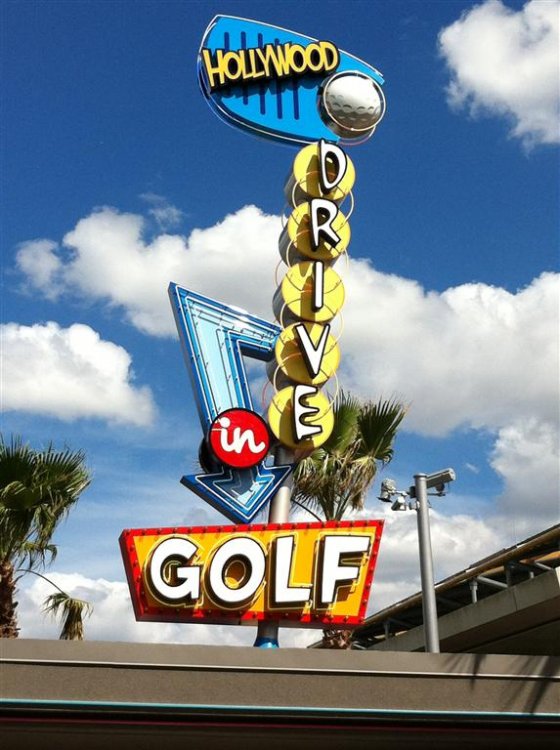 716593077_HollywoodDriveInGolf094.thumb.JPG.9911bc4effbf618efc09efb963088dee.JPG