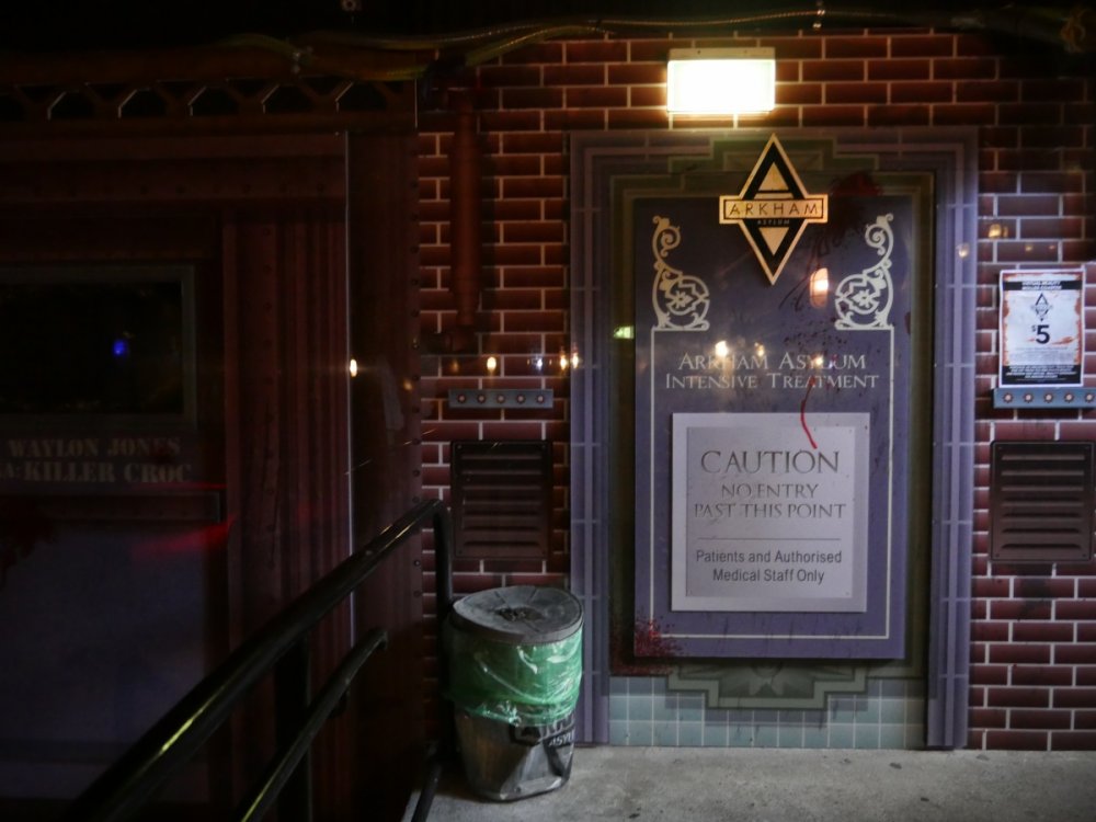 740048977_ArkhamTheming3.thumb.JPG.d92ca865dda7bfabbe98e52ac3524b9c.JPG