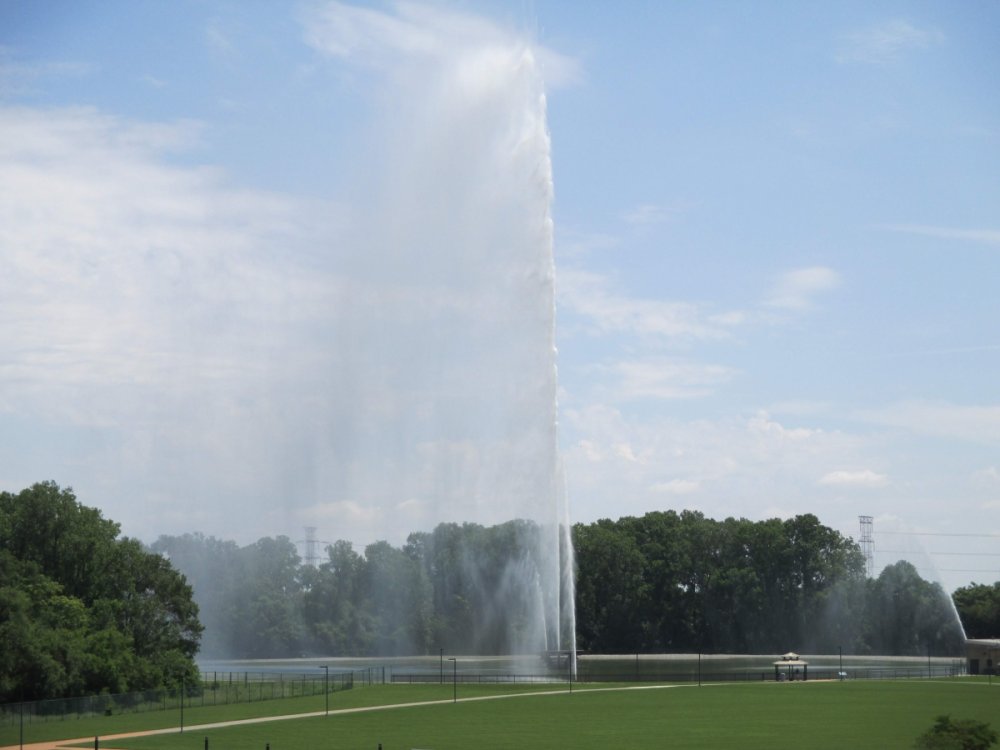 775184426_GatewayGeyser2.thumb.jpg.9e3722e020e29935a11745e3dc9b6c0c.jpg