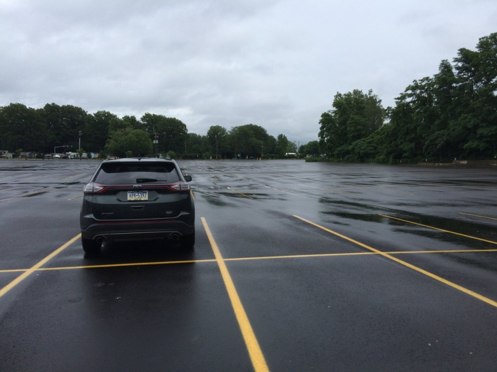 778237790_EmptyParkingLot.thumb.JPG.4fbd20e74134fdcd2bba0999cb4ab2ff.JPG