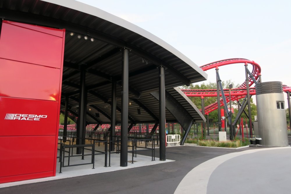 796430037_DesmoRaceEntrance.thumb.JPG.7bb62f8013457be24c629ea53c16b224.JPG