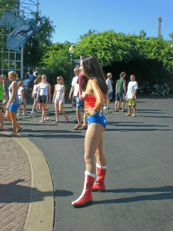 889077069_86wonderwoman.thumb.jpg.2d825d5ebcaff1a92a2751d98769d0e3.jpg