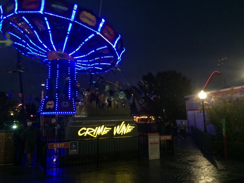 922611409_GothamCityCrimeWave(Night).thumb.JPG.9e3710d1d65dead514314407549867b3.JPG