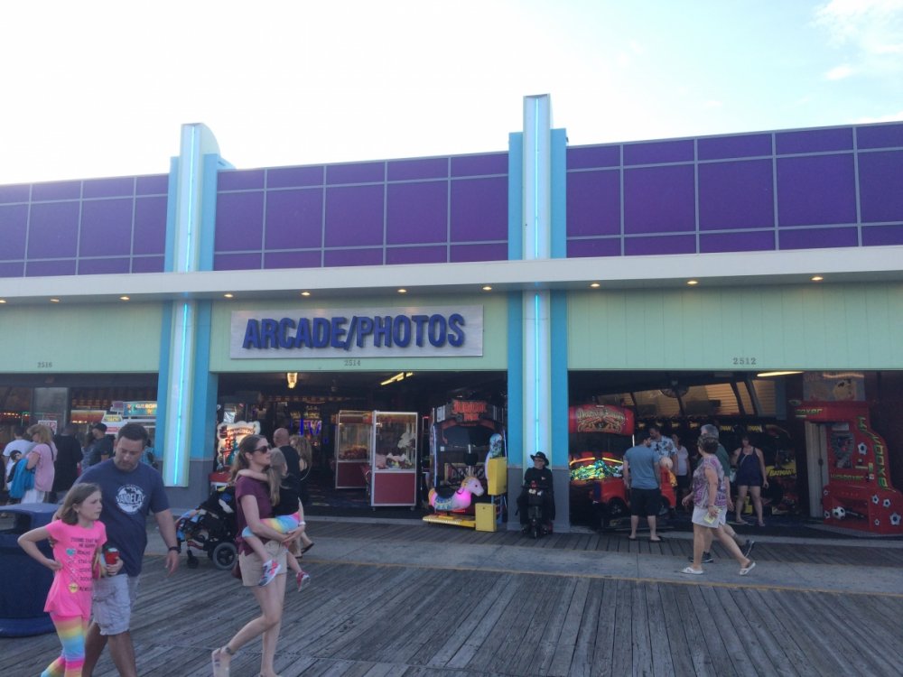 Arcade.thumb.JPG.9c16f9811092b992d610670a1d10e462.JPG