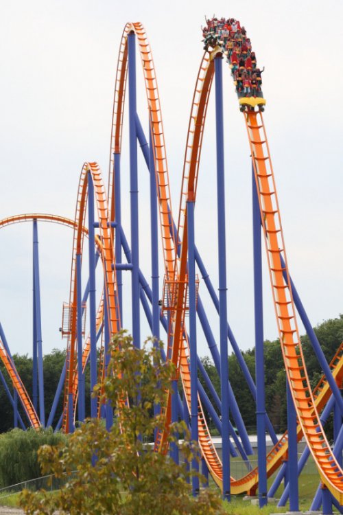 Behemoth-at-Canadas-Wonderland.thumb.jpg.034318247c440a5352191be192d8839c.jpg