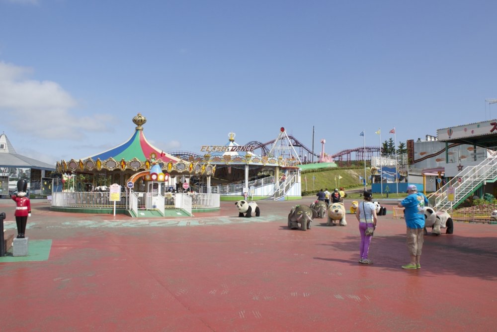 CarouselEnt.thumb.jpg.0419a83dec73b4309b6310fd78c272d2.jpg