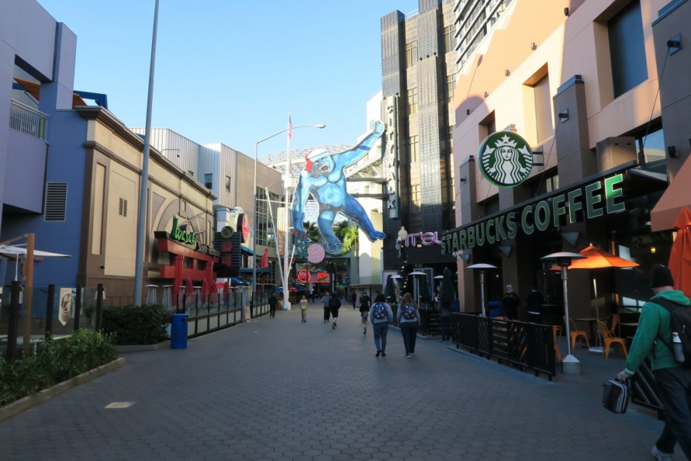 CityWalk.thumb.jpg.ee3cfca1da294f68af415df6cb0b2d15.jpg