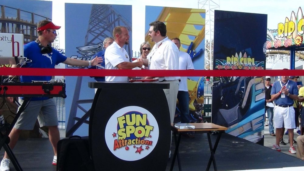 FunSpot_Opening_day_07.thumb.jpg.7494123df7391f68168017bf05426979.jpg