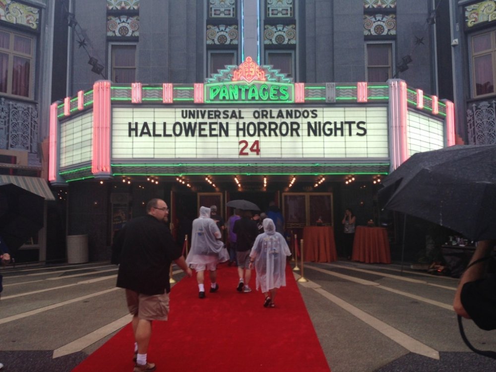 HHN_2014_05.thumb.jpg.b636725bfbe0b69ab993a85d55ec3b41.jpg