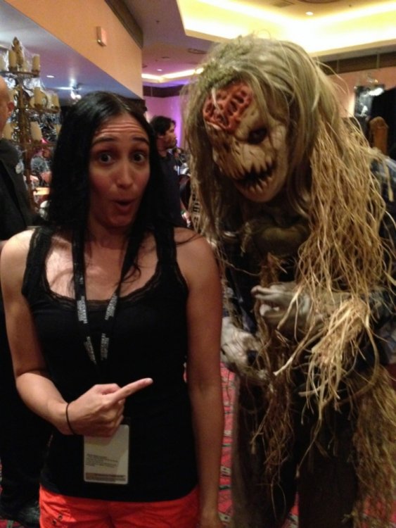 HHN_2014_06.thumb.jpg.f0fcbf14b326678f662762fc61e4a2ce.jpg