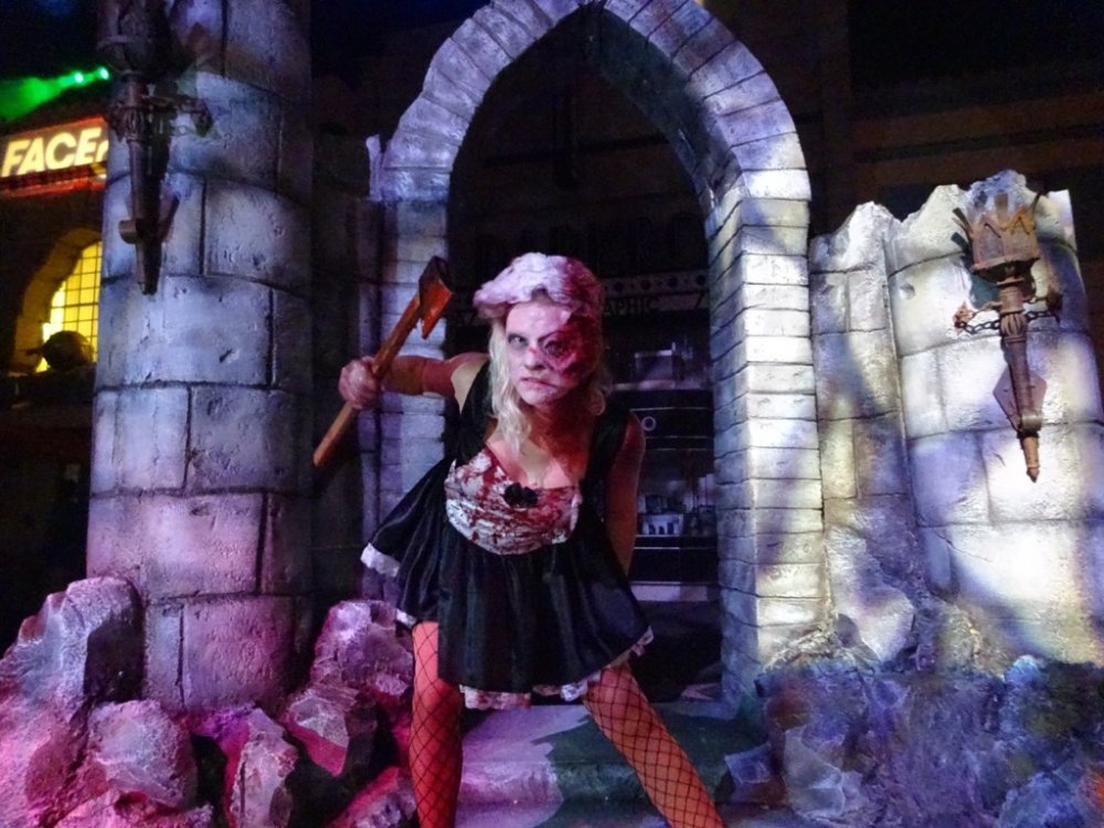 HHN_2014_53.thumb.jpg.1444831cbf55eb69778bc5d962b07a2f.jpg