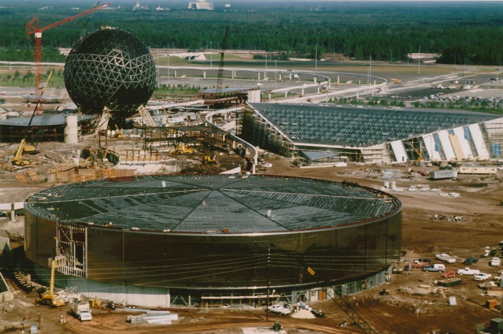 Imagineering-Disney_EPCOT-Center-Construction-3.thumb.jpg.2d45bd1bcc794085f29a1574d89c36e6.jpg