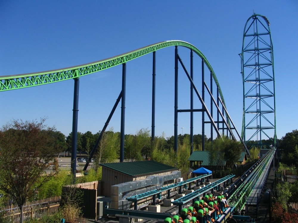 Kingda_Ka.thumb.jpg.7afa8bcddd6b26a8c017663645369abe.jpg
