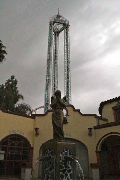 Knotts08.thumb.jpg.820ad657a4cbb3ded530f9769211ff33.jpg