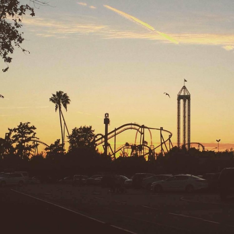 Knotts_Sunset.thumb.jpg.c92378a61f1d735c5b9876b912626958.jpg