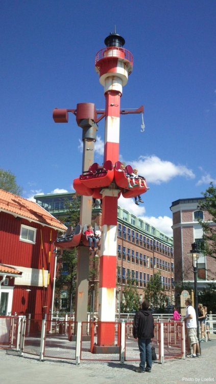 Liseberg_06_06.thumb.jpg.7450c12c76072b98a142be179cb3911b.jpg