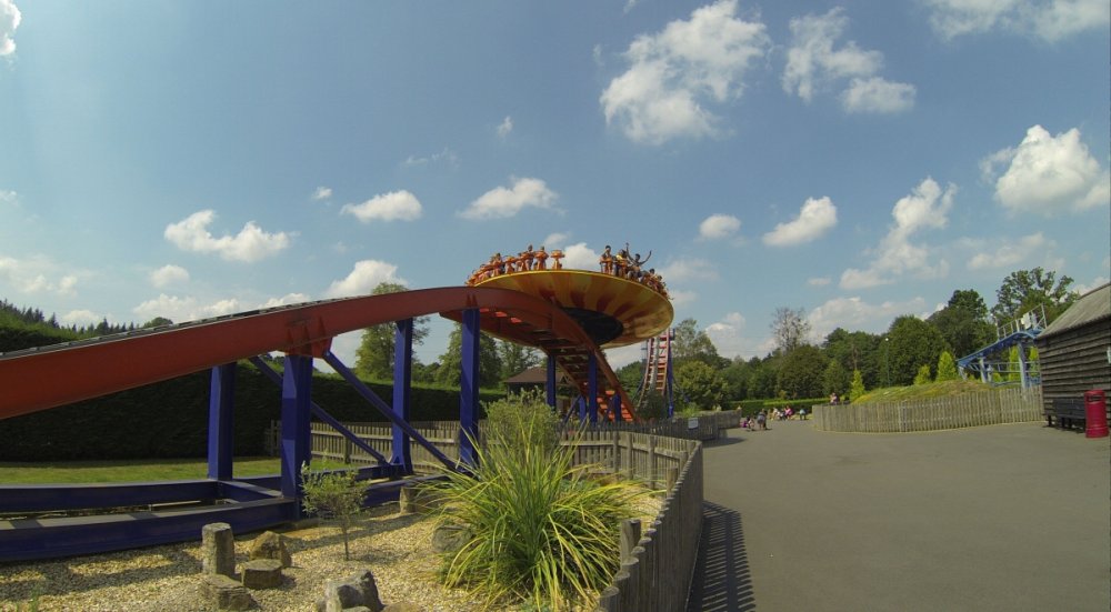 Paultons_14.thumb.jpg.e58cb7aad915d8fccbe235c258db207d.jpg
