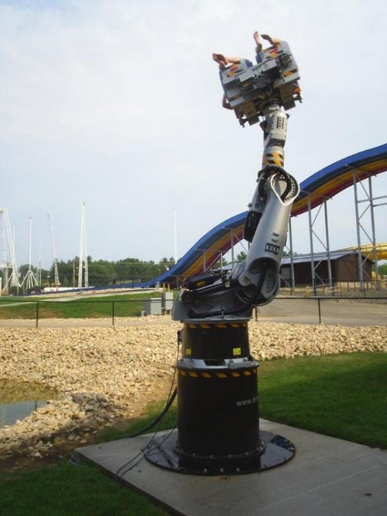 Robocoaster.thumb.JPG.75af98fe823e7617590936006287f8ce.JPG