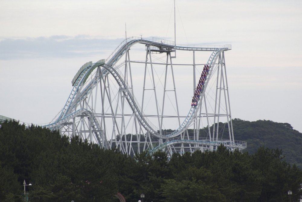 SurfCoasterFirstDropDistance.thumb.jpg.cdc223f2eb0bafbcfd7cfc315b333041.jpg