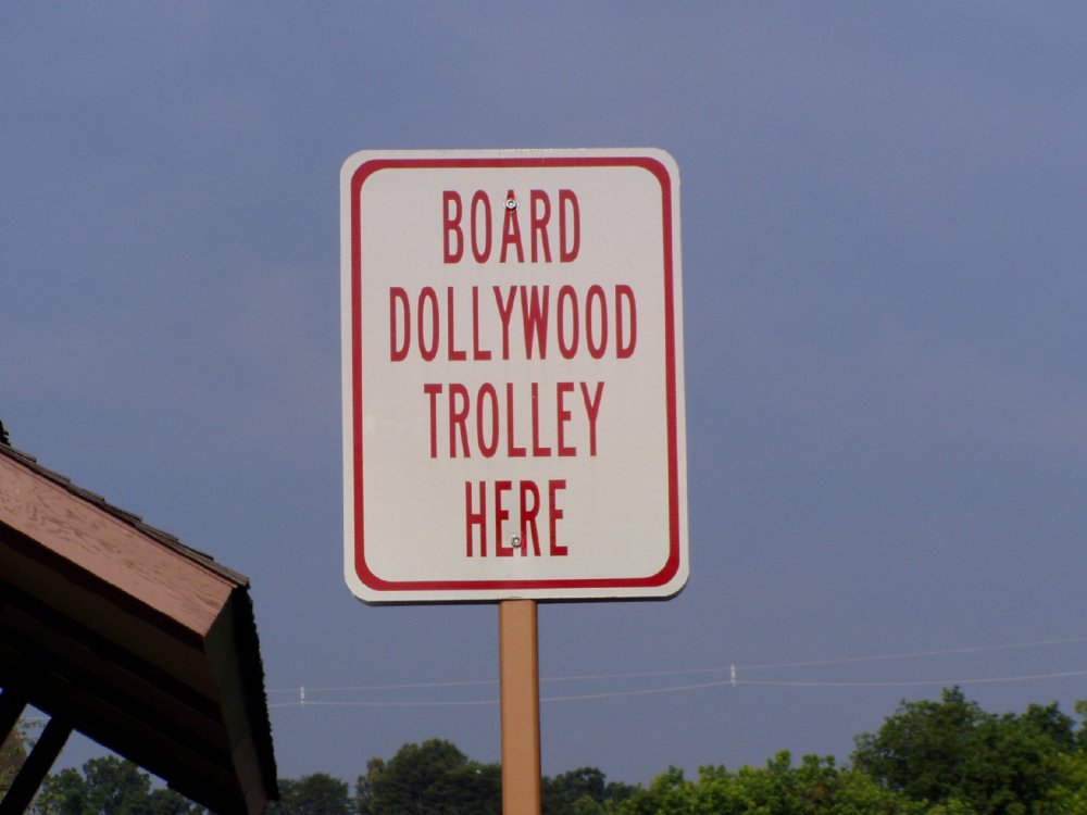 Trolleysign.thumb.jpg.2785768bb5f0b29bc44bd0f120d4f21b.jpg