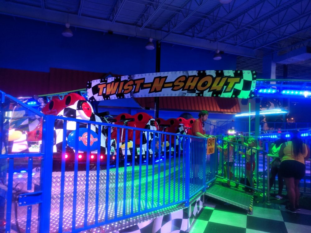 Twist-n-Shout.thumb.jpg.a871310750810781824a50632afb2d91.jpg