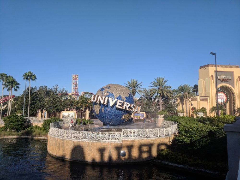Universal.thumb.jpg.3bad56eb268a7bb7c7d7187d4a99800b.jpg