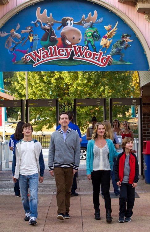 Vacation-Remake-Walley-World.thumb.jpg.c720c4b48e0b93346356ab23510aca72.jpg