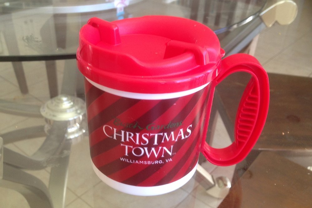 XmasTownMug.thumb.jpg.494c1cc33542d55fde11dd8d58116c83.jpg