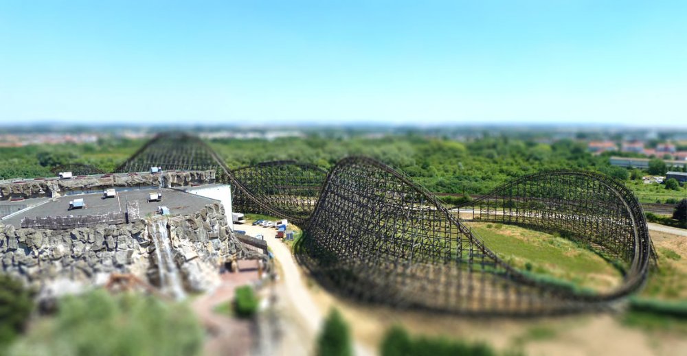 anacondaWalygator-tiltshift.thumb.jpg.171e552cf8fb97740fee924cdecb2de8.jpg